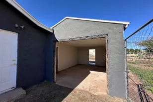 352 W Roosevelt Ave, Coolidge, AZ 85128 - Photo 7