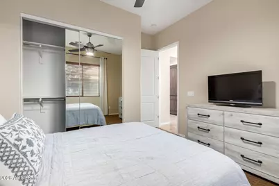 12725 W Dale Lane, Peoria, AZ 85383 - Photo 23