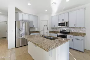 627 W Kerry Ln, Phoenix, AZ 85027 - Photo 29