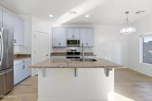 627 W Kerry Ln, Phoenix, AZ 85027 - Photo 27