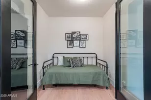 291 N Washington St, Chandler, AZ 85225 - Photo 17