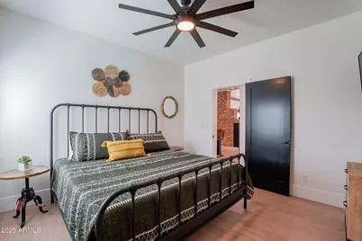 291 N Washington Street, Chandler, AZ 85225 - Photo 25