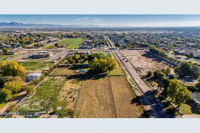 Xxx E Appleby Road #-, Gilbert, AZ 85298 - Photo 9