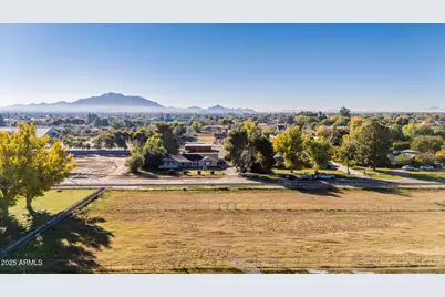 Xxx E Appleby Road #-, Gilbert, AZ 85298 - Photo 5