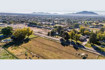 Xxx E Appleby Road #-, Gilbert, AZ 85298 - Photo 9