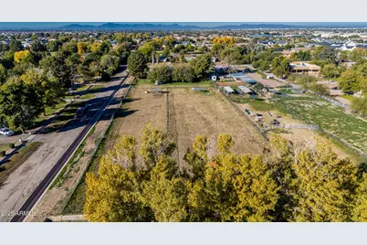 Xxx E Appleby Road #-, Gilbert, AZ 85298 - Photo 3