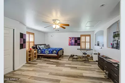 7419 S 25th Drive, Phoenix, AZ 85041 - Photo 17