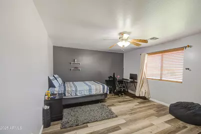 7419 S 25th Drive, Phoenix, AZ 85041 - Photo 21