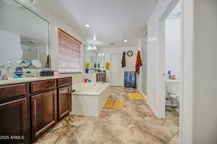 7419 S 25th Dr, Phoenix, AZ 85041 - Photo 43