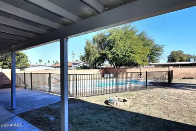 9015 N 55th Avenue, Glendale, AZ 85302 - Photo 33