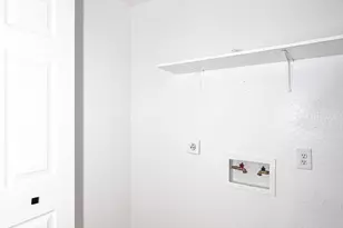 9015 N 55th Ave, Glendale, AZ 85302 - Photo 21