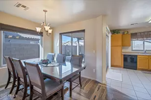 43568 W Bedford Dr, Maricopa, AZ 85138 - Photo 7