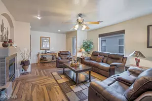 43568 W Bedford Dr, Maricopa, AZ 85138 - Photo 3