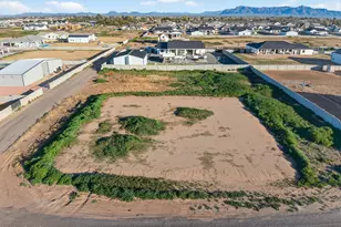 3900 N Quick Draw Ln, San Tan Valley, AZ 85140 - Photo 1