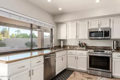 10608 E Arabian Park Drive, Scottsdale, AZ 85258 - Photo 15