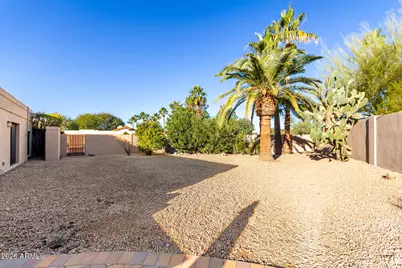 10608 E Arabian Park Drive, Scottsdale, AZ 85258 - Photo 37