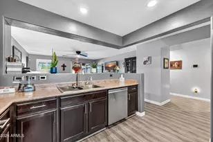 7988 W Candlewood Way, Florence, AZ 85132 - Photo 9