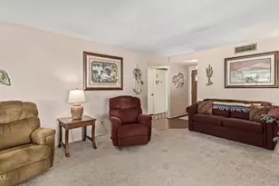 9474 E Sun Lakes Blvd N, Sun Lakes, AZ 85248 - Photo 7
