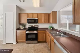 7570 W Nicolet Ave, Glendale, AZ 85303 - Photo 9