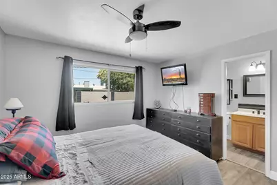 122 E Hermosa Drive, Tempe, AZ 85282 - Photo 11