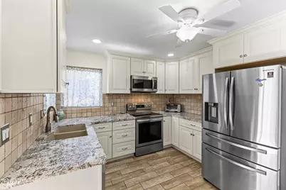 13047 W Blue Sky Drive, Sun City West, AZ 85375 - Photo 9