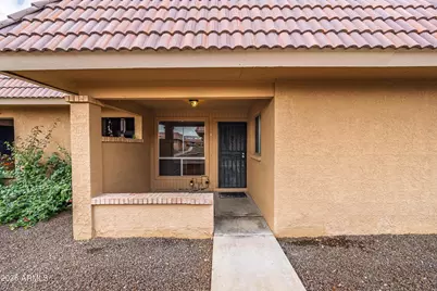 501 W Yukon Drive #Unit 4, Phoenix, AZ 85027 - Photo 3