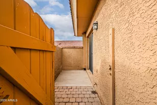 501 W Yukon Dr, Phoenix, AZ 85027 - Photo 15