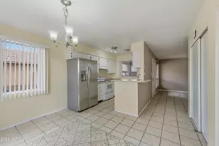 501 W Yukon Dr, Phoenix, AZ 85027 - Photo 11