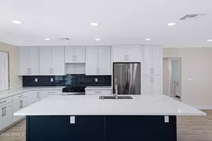 3921 S Kenneth Pl, Tempe, AZ 85282 - Photo 13