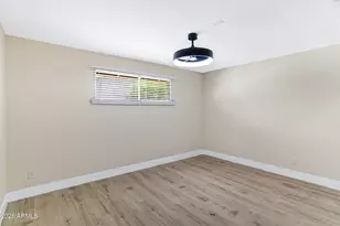 3921 S Kenneth Pl, Tempe, AZ 85282 - Photo 29