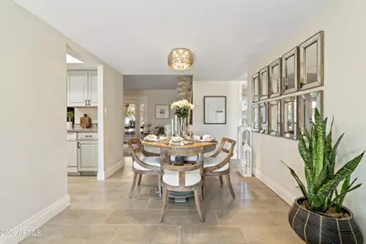 8238 E San Miguel Avenue, Scottsdale, AZ 85250 - Photo 9