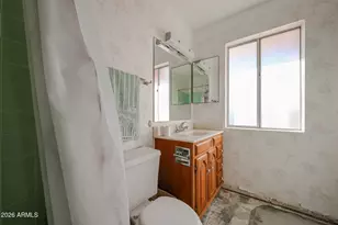 1701 E Las Palmaritas Dr, Phoenix, AZ 85020 - Photo 17