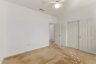 21010 N Circle Cliffs Dr, Surprise, AZ 85387 - Photo 23