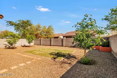 794 W Basswood Avenue, San Tan Valley, AZ 85140 - Photo 23