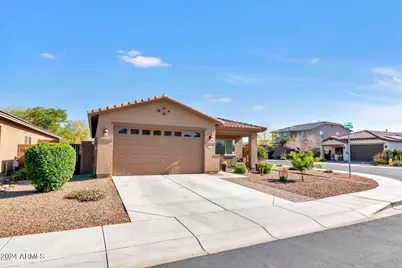 794 W Basswood Avenue, San Tan Valley, AZ 85140 - Photo 3