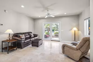 6908 E Hummingbird Ln, Paradise Valley, AZ 85253 - Photo 19