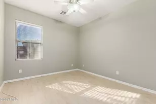 16528 W Lariat Ln, Surprise, AZ 85387 - Photo 15