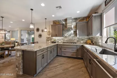 104 E Iloca Lane E, Queen Creek, AZ 85140 - Photo 9