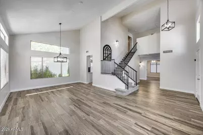 1883 W Falcon Drive, Chandler, AZ 85286 - Photo 3