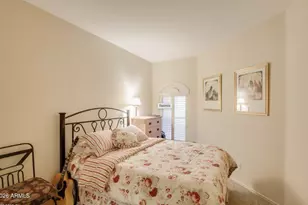 8653 E Royal Palm Rd, Scottsdale, AZ 85258 - Photo 27