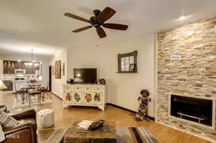 8653 E Royal Palm Rd, Scottsdale, AZ 85258 - Photo 3