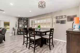 10605 W Roundelay Cir, Sun City, AZ 85351 - Photo 11