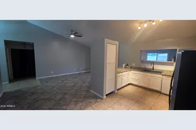 140 W Ivyglen Street, Mesa, AZ 85201 - Photo 3