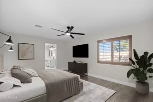 2366 E Becker Ln, Phoenix, AZ 85028 - Photo 13