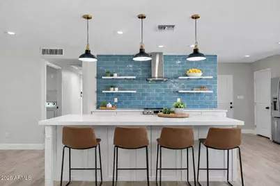 2366 E Becker Lane, Phoenix, AZ 85028 - Photo 3