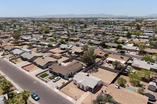 7139 W Palm Ln, Phoenix, AZ 85035 - Photo 33