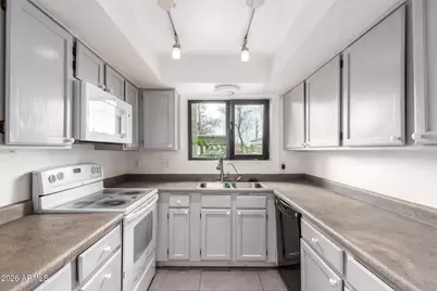 2315 W Union Hills Drive #120, Phoenix, AZ 85027 - Photo 3