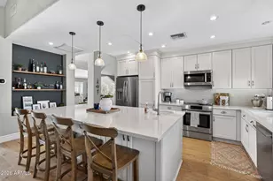 9889 E Topaz Dr, Scottsdale, AZ 85258 - Photo 17