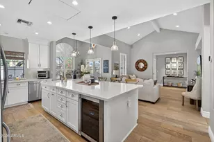 9889 E Topaz Dr, Scottsdale, AZ 85258 - Photo 21