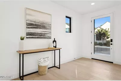 6330 N 10th Drive, Phoenix, AZ 85013 - Photo 5